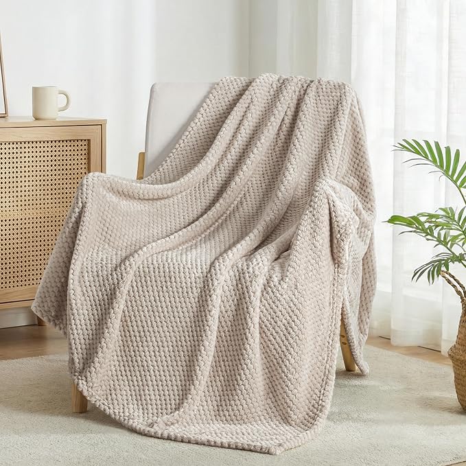 Exclusivo Mezcla Fleece Throw Blanket Extra Large, Super Soft and Warm Blankets by ExclusivoMezcla