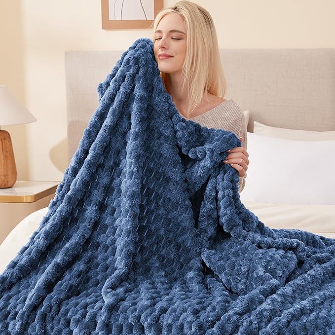 EXQ Home Fleece Blanket Twin Size - Image 3