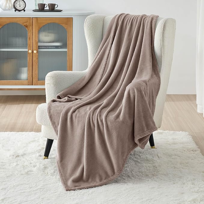 Bedsure GentleSoft Fleece Throw Blanket - Image 2