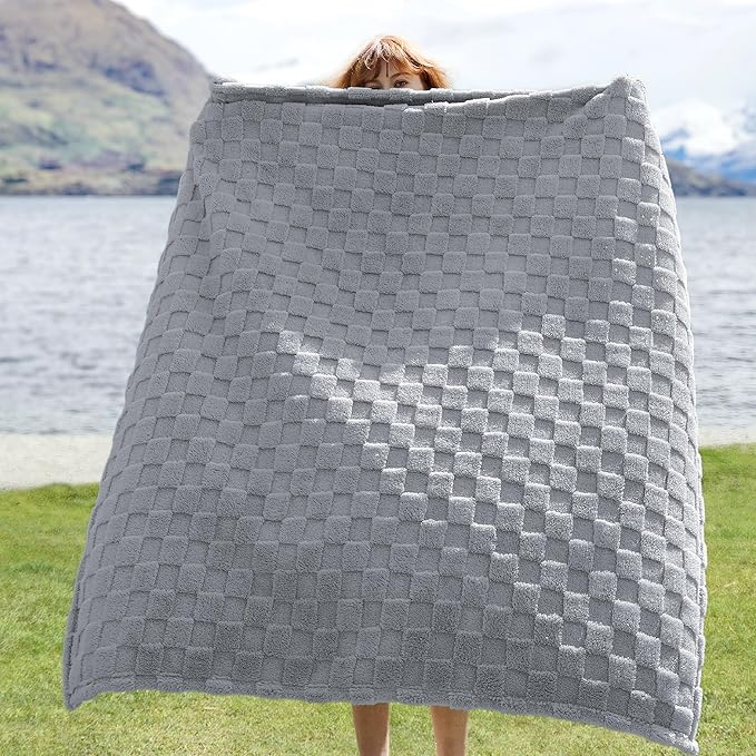 Bedsure GentleSoft Silver Grey Throw Blanket - Image 2