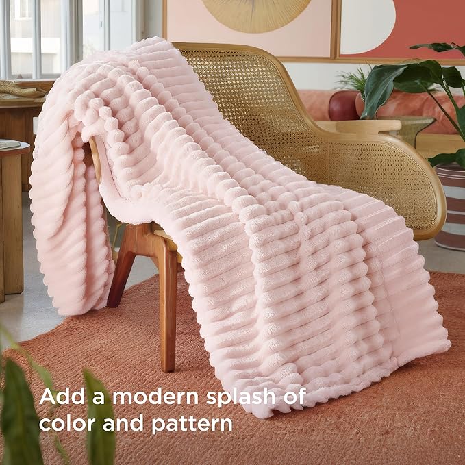 Bedsure GentleSoft Pink Throw Blanket - Image 3