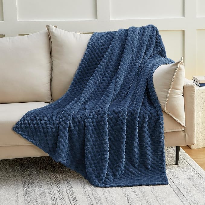 EXQ Home King Size Blanket for Bed or Couch - Image 2