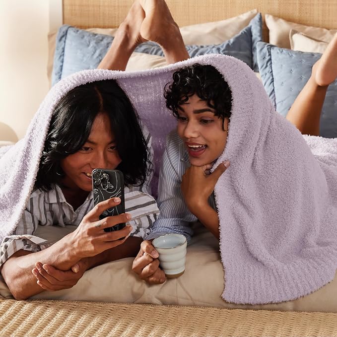 Bedsure Gentlesoft Cozy Knit Throw Blanket - Image 4