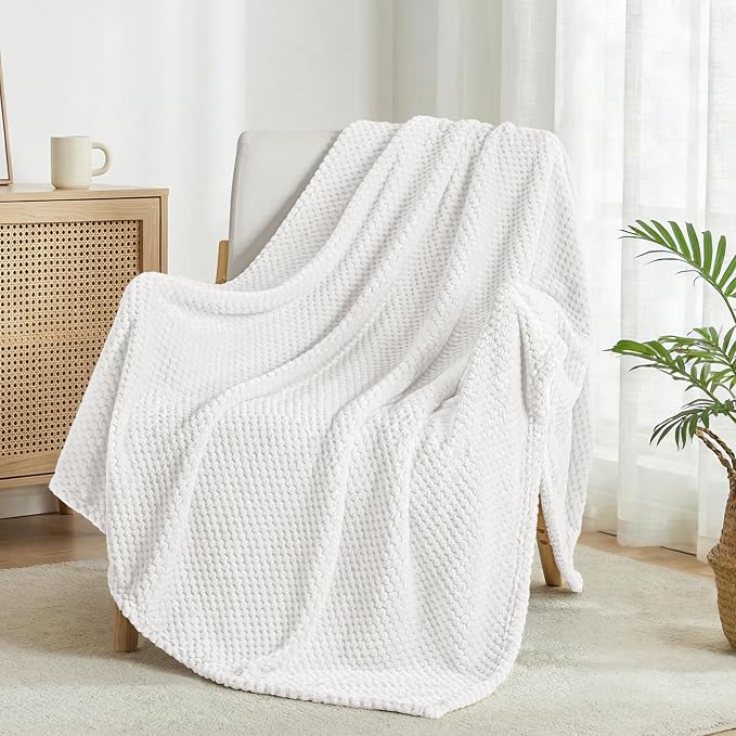 Exclusivo Mezcla Fleece Throw Blanket Extra Large, Super Soft and Warm Blankets by ExclusivoMezcla