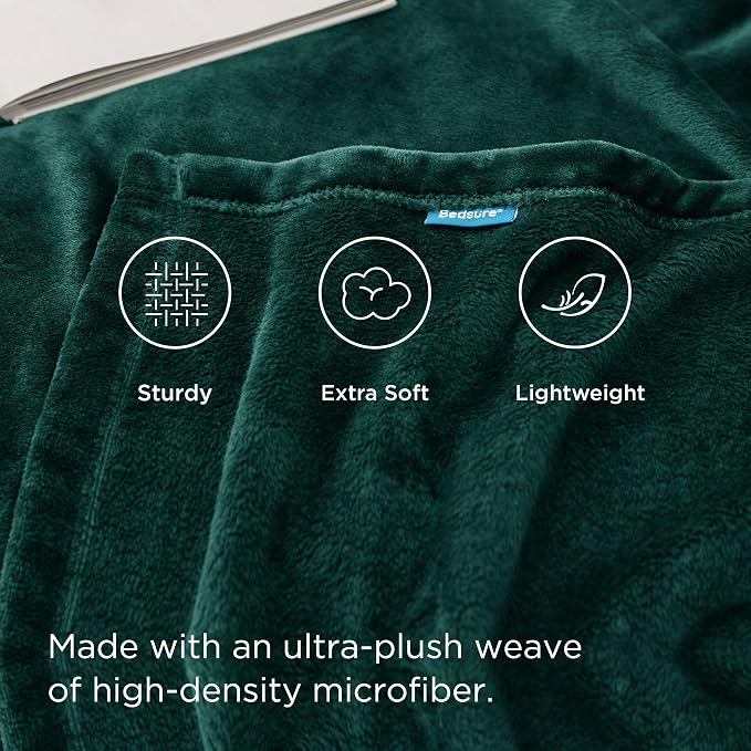 Bedsure GentleSoft Fleece Blanket Twin Size Emerald Green - Image 3