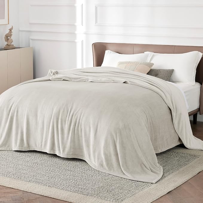 Bedsure GentleSoft Fleece Bed Blankets Large Size Linen - Image 2