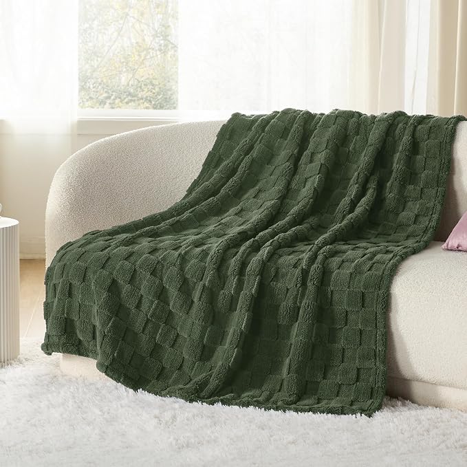 Bedsure GentleSoft Bronze Green Throw Blanket - Image 5
