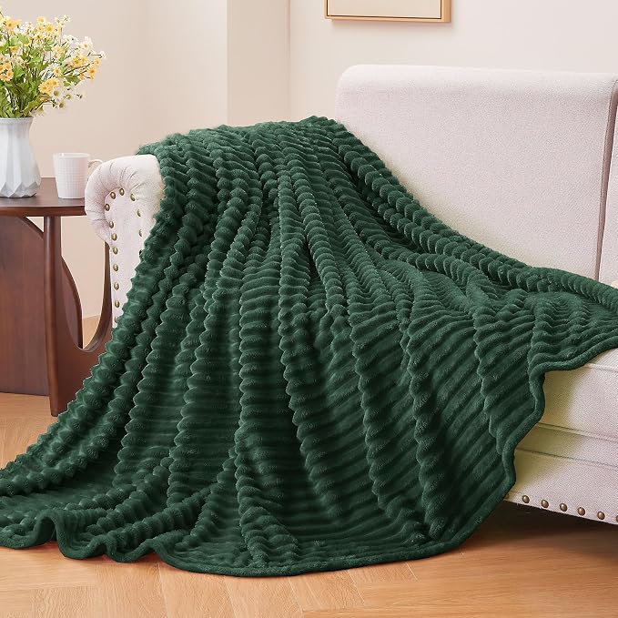 BEDELITE Fleece Throw Blanket for Couch – 3D Ribbed Jacquard Soft and Warm - Image 2
