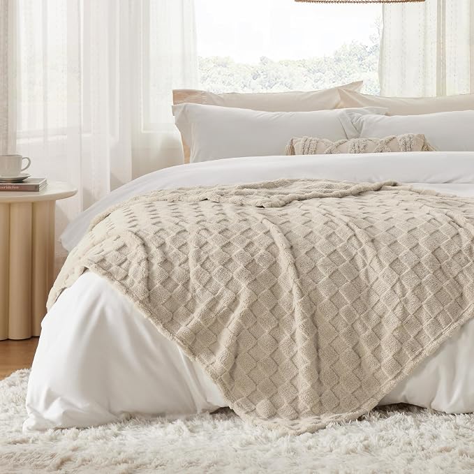 Bedsure GentleSoft Twin XL Blanket - Image 5