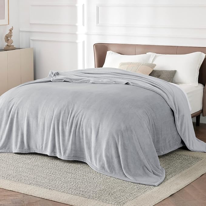 Bedsure GentleSoft Fleece Blanket California King Light Grey - Image 2