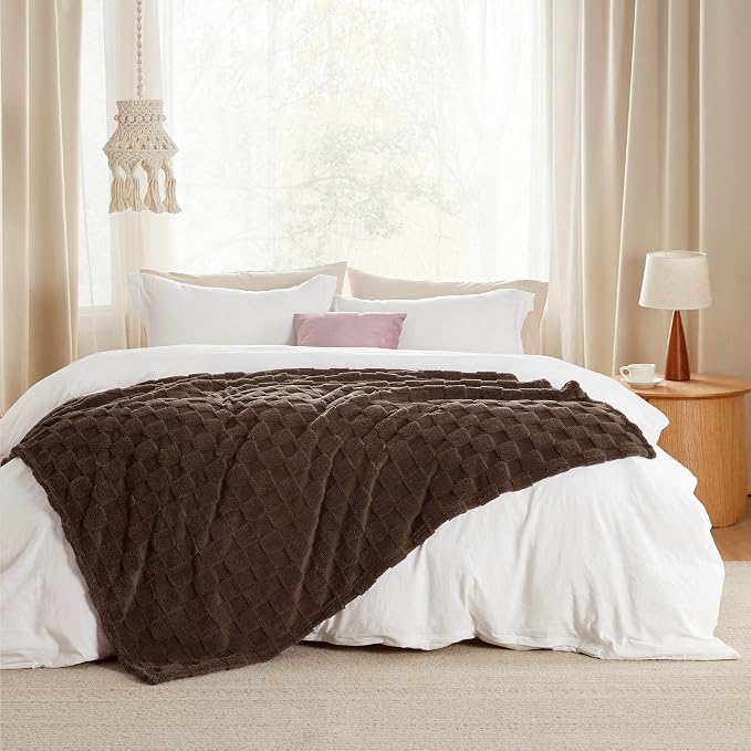 Bedsure GentleSoft Fall Throw Blanket - Image 7