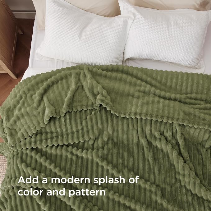 Bedsure GentleSoft Fleece King Blanket - Image 3