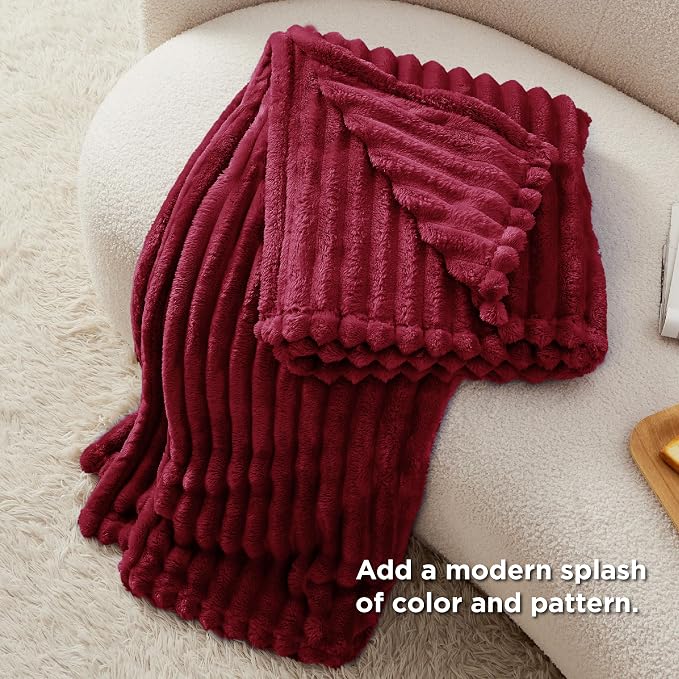 Bedsure GentleSoft Red Fleece Blanket - Image 4