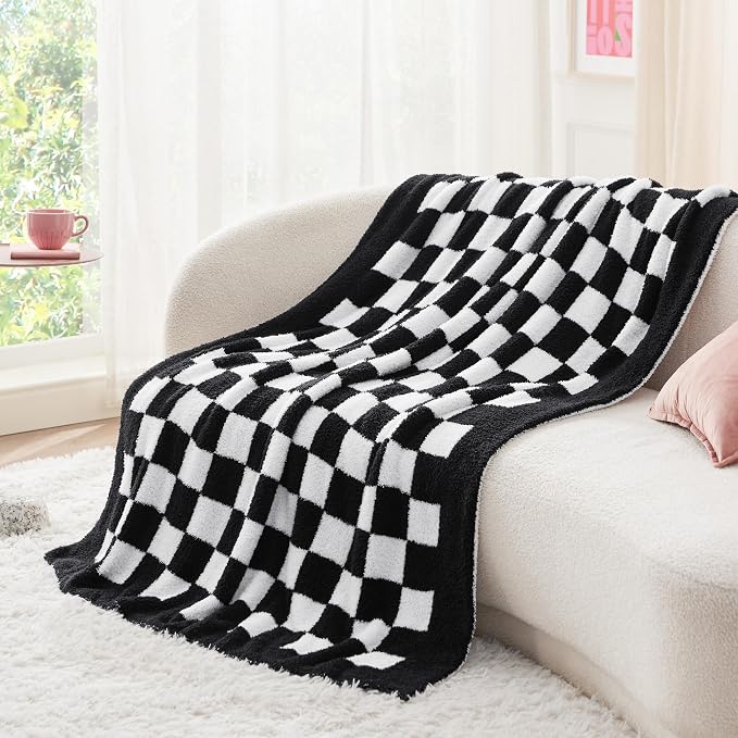Bedsure GentleSoft Cozy Soft Throw Blanket, Lightweight Warm Knit All Season - Image 3