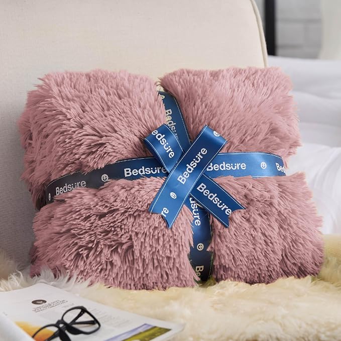Bedsure GentleSoft Fuzzy Sherpa Faux Fur Twin Blanket Dusty Pink Cozy Gifts - Image 6