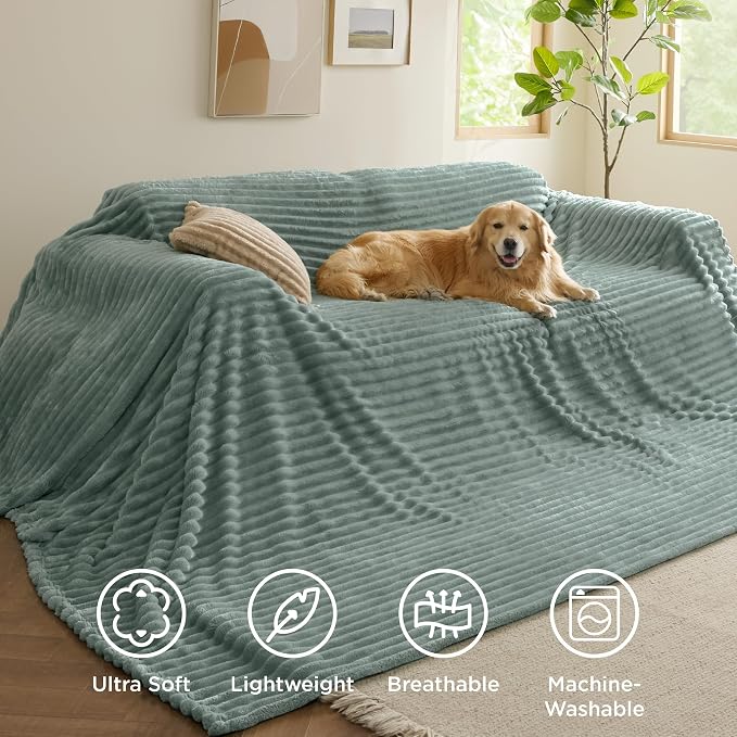 Bedsure GentleSoft Large Fleece Blanket - Image 5