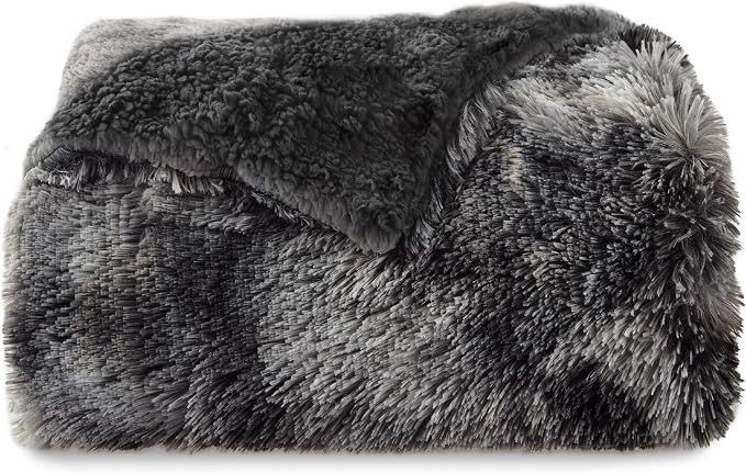 Bedsure GentleSoft Fluffy Black Blanket Cozy Gifts - Image 7