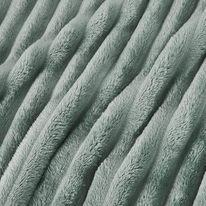 Bedsure GentleSoft Sage Green California King Size Blanket - Image 8