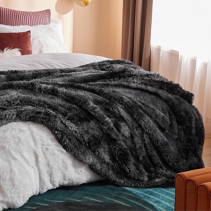 Bedsure GentleSoft Fluffy Black Blanket Cozy Gifts - Image 8