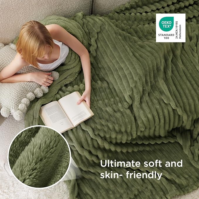 Bedsure GentleSoft California King Size Blanket - Image 3