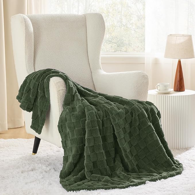 Bedsure GentleSoft Bronze Green Throw Blanket - Image 2