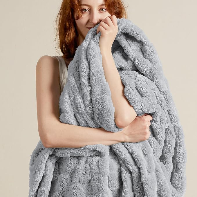 Bedsure GentleSoft King Size Blanket by BEDSURE