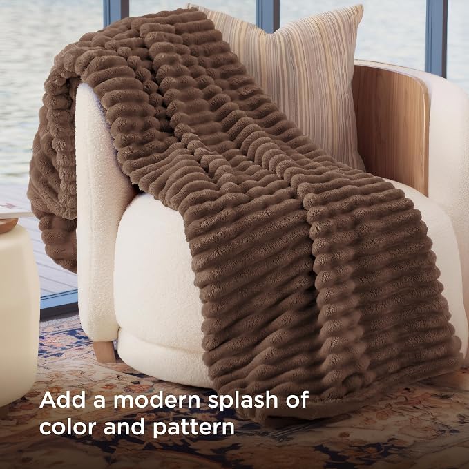 Bedsure GentleSoft Brown Twin XL Blanket - Image 3