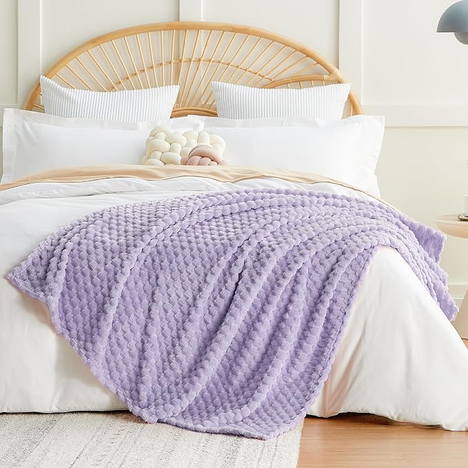 EXQ Home Fleece Throw Blanket for Couch or Bed - Image 2