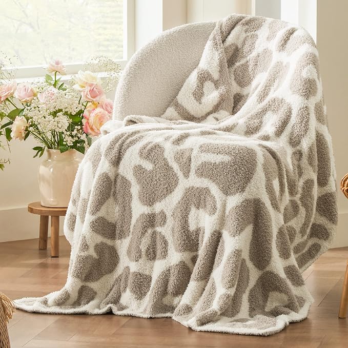 Bedsure Leopard Throw Blanket for Couch, Cheetah Print Knit Fall Gifts Blanket - Image 2