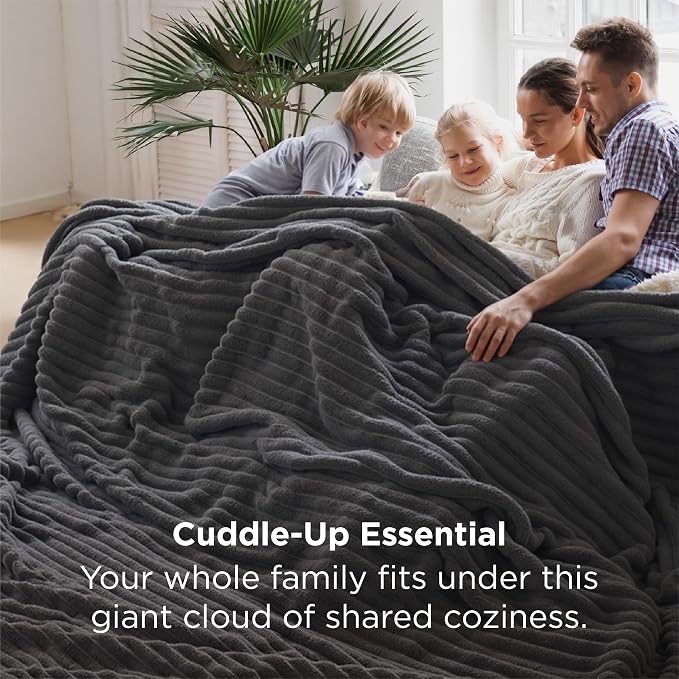Bedsure GentleSoft Large Fleece Blanket - Image 4