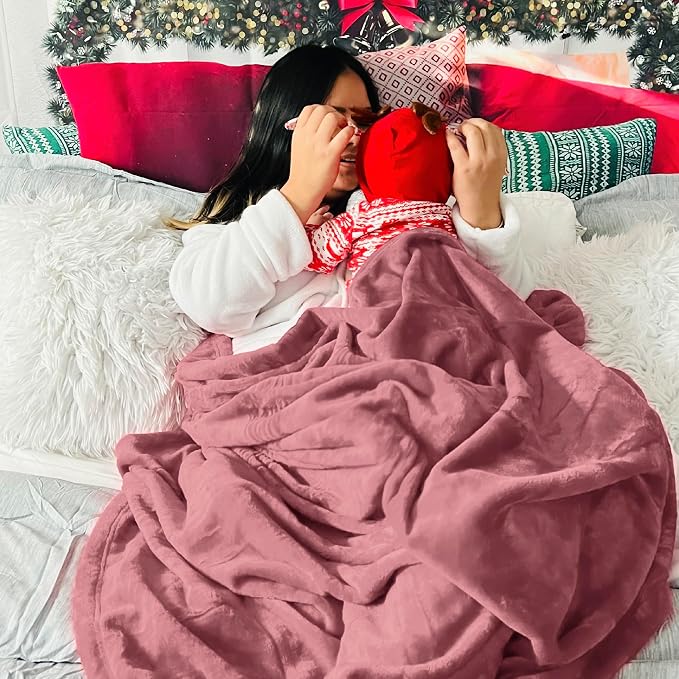 Bedsure GentleSoft Fleece Blankets Twin Size Dusty Rose - Image 6