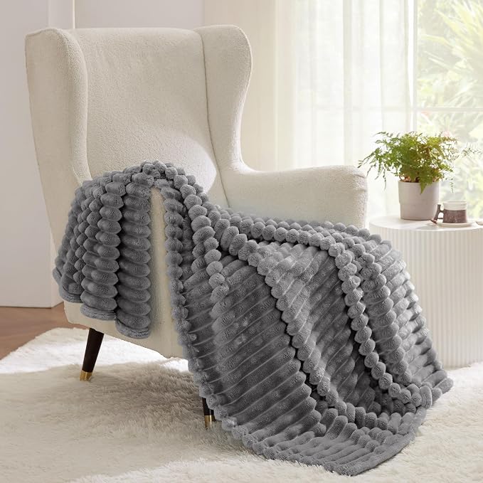 Bedsure GentleSoft Frost Gray Twin Blanket - Image 7