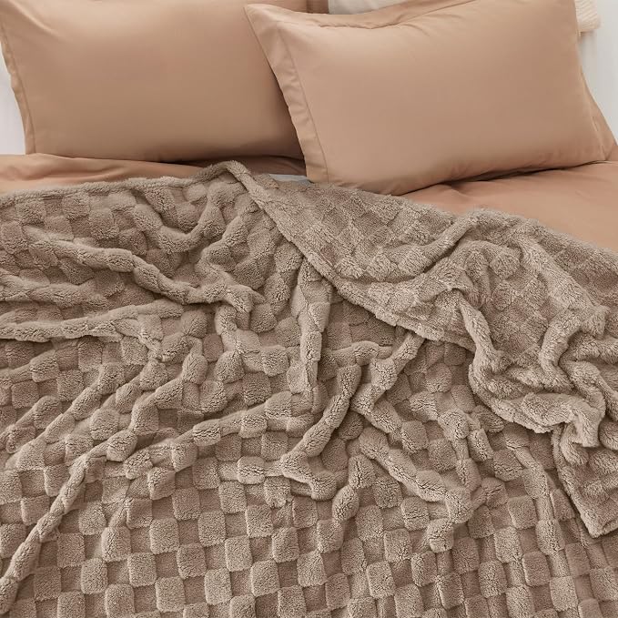 Bedsure GentleSoft King Size Blanket - Image 6