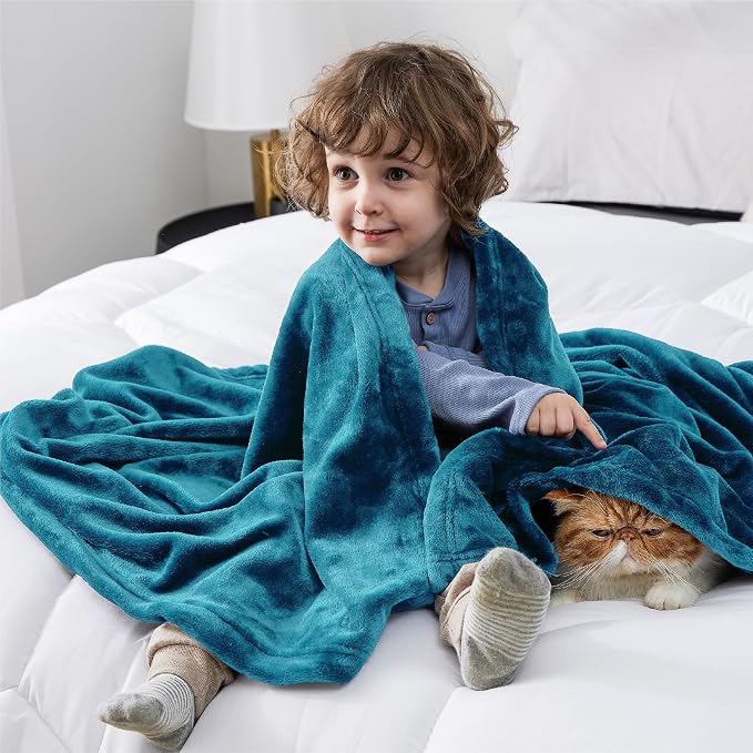 Bedsure GentleSoft Bedding Fleece Blanket - Image 2