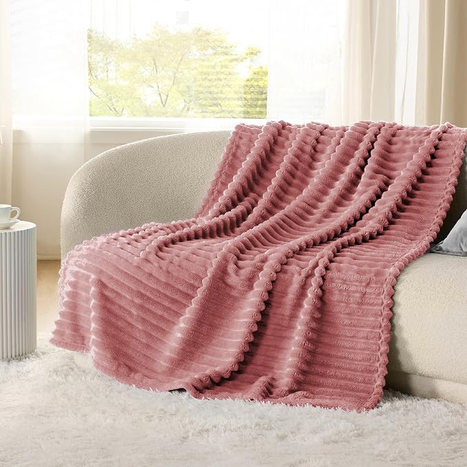 Bedsure GentleSoft Dusty Pink Twin XL Blanket - Image 2