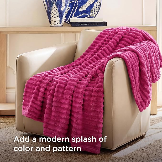 Bedsure Soft Hot Pink Throw Blanket - Image 3