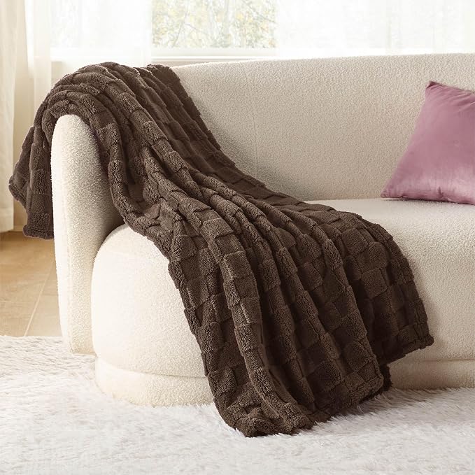 Bedsure GentleSoft Brown Throw Blanket - Image 3