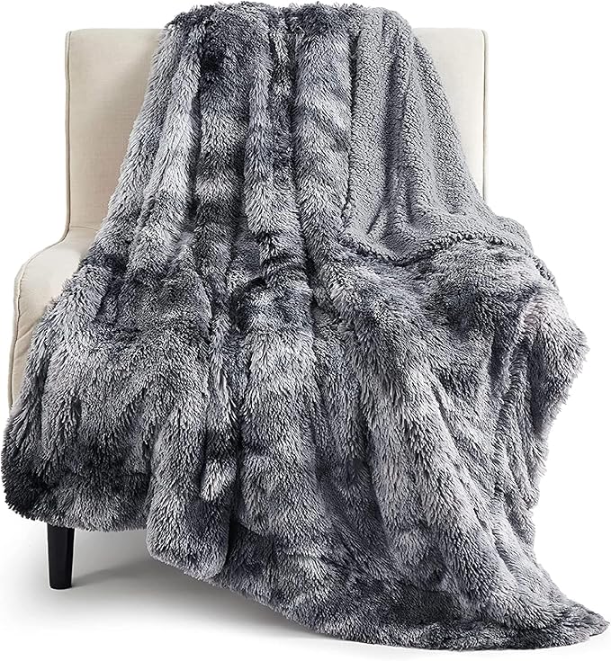 Bedsure GentleSoft Fluffy Fuzzy Faux Fur Throw Blanket by Unknown