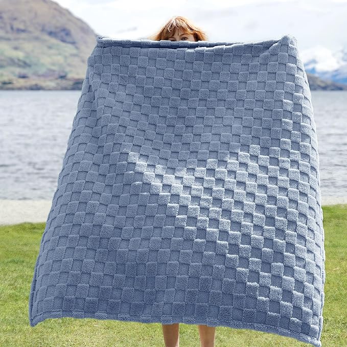 Bedsure GentleSoft Ashley Blue Throw Blanket - Image 2